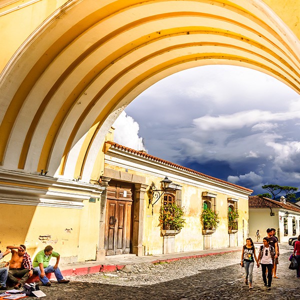 Arco de Santa Catalina en La Antigua, Guatemala en viaje hacia México