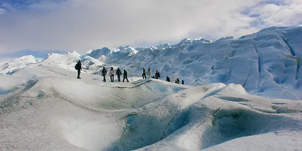 Trekking por el Perito Moreno en tu viaje a Argentina