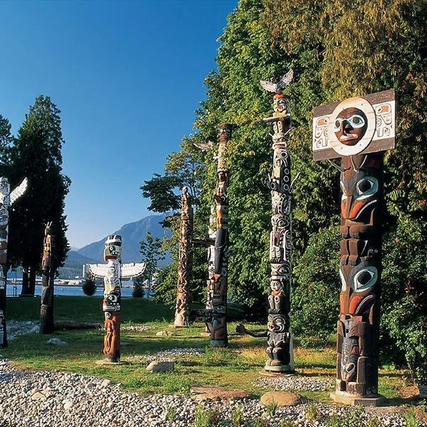 Totems en Stanley Park, Vancouver, Canadá