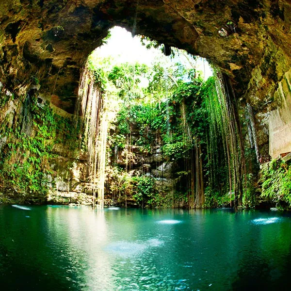 Cenote de Chichen Itzá, imprescindible en el viaje a México
