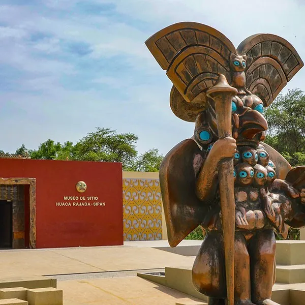 Museo de las Tumbas Reales de Sipán en Chiclayo, norte de Perú