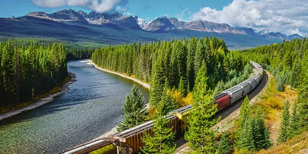 Viaje por las Rocosas canadienses en tren Rocky Mountaineer