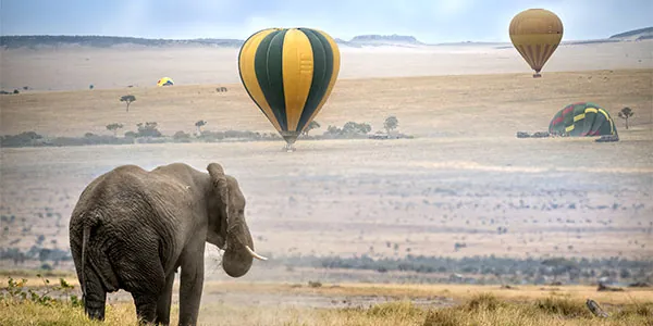 Safari en globo sobre la sabana de Kenia