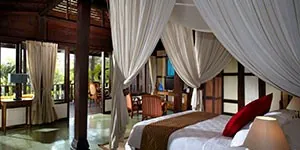 Resort & Spa de lujo 5 estrellas Mesastila en Magelang