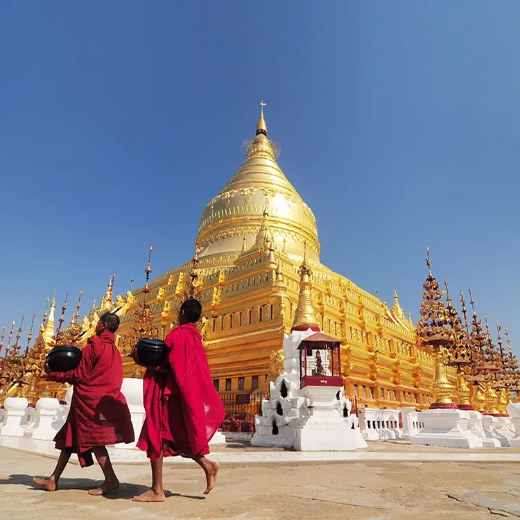pagoda de Shwezigon en Bagan