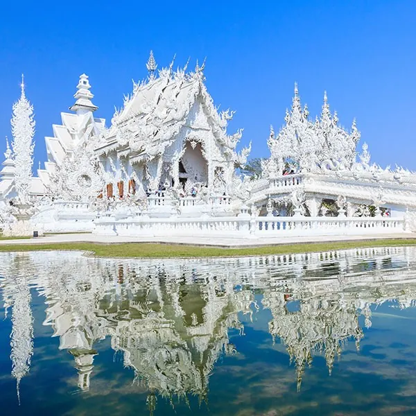 Templo blanco en Chiang Rai, Tailandia