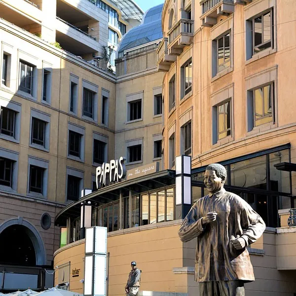 Estatua de Nelson Mandela en Johannesburgo