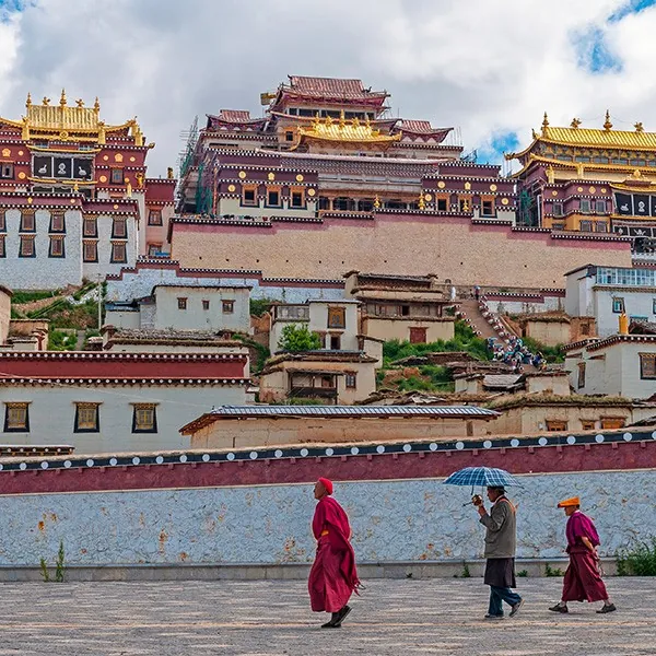 Monasterio de Songzanlin en el viaje a Yunnan China