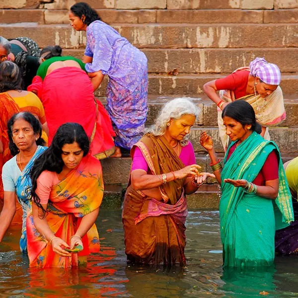 Mujeres en el Ganges