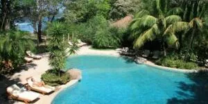 capitan suizo beachfront hotel tamarindo