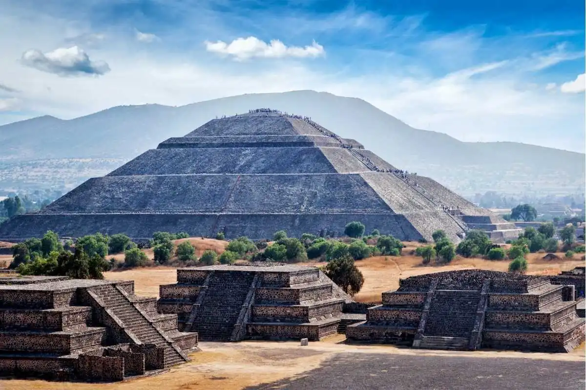 ruinas de Teotihuacán viaje a mexico en noviembre